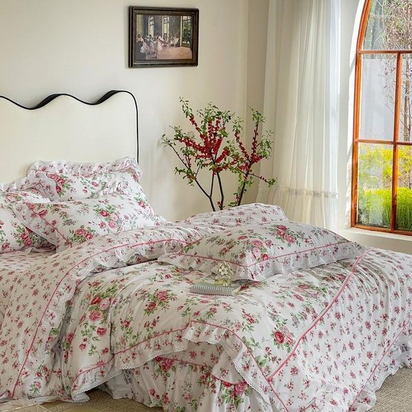 Ensembles de literie coton à volants housse de couette/housse de couette élégant et Vintage Rose Rose Floral belle Chic 4 pièces drap de lit taies d'oreiller