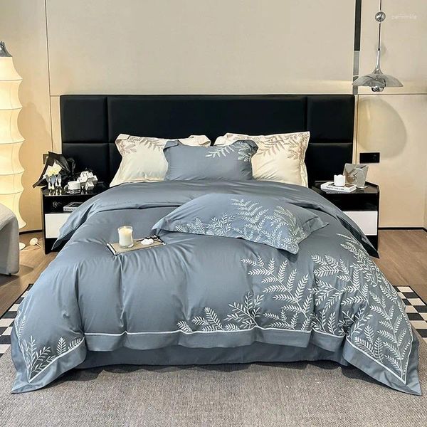 Juegos de cama de cama de algodón hojas de rama de la cubierta dúveta azul gris 4pcs bordado suave y transpirable 1 hoja de cama 2 pillowcases