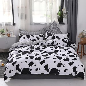 Juegos de ropa de cama Cow Spot Textiles para el hogar Juego de cama Impresión reactiva Ab Side Funda nórdica Sábana a cuadros Funda de almohada Ropa de cama 100% fibra de bambú 230506
