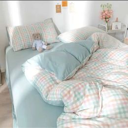 Conjuntos de ropa de cama Euro Nordic Blue Solid Home Set Simple Funda nórdica suave con sábanas Fundas de edredón Fundas de almohada Ropa de cama 231211
