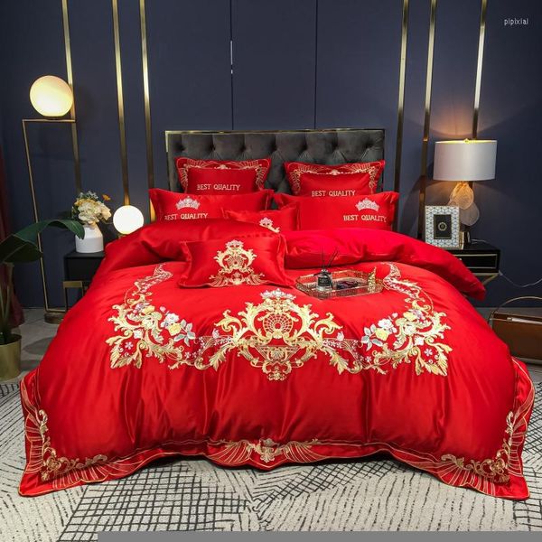 Ensembles de literie ensemble de broderie dorée européenne luxe rouge Satin coton mariage couette/housse de couette couvre-lit drap taies d'oreiller