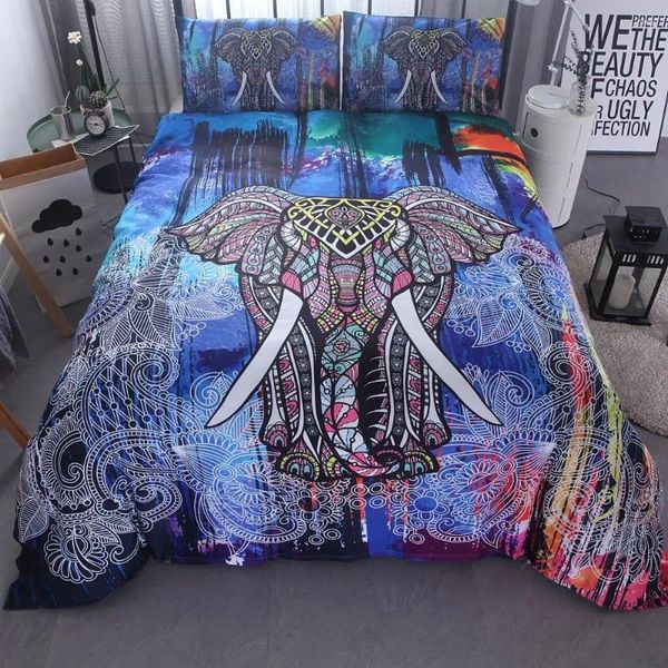 Conjuntos de ropa de cama famosa cubierta de colchas de elefante de viento y funda de almohada de cabeza Tamaño de textil de tres piezas para el hogar