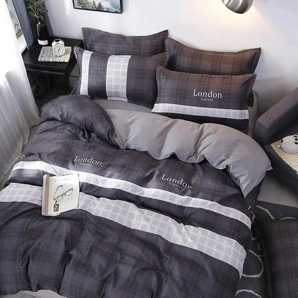 Juegos de cama de cama Fashion Flak Set 3/4pcs/Set Bed Nórdico Cubierta de la cubierta de almohada Cinaca de verano Poliéster sin edredón