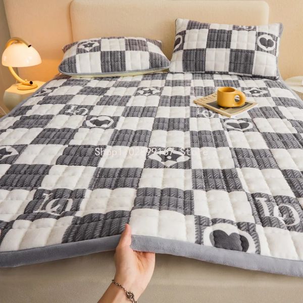 Conjuntos de ropa de cama Colchón plegable Tatami de dormitorio con todo el cableado fino relleno de fibra de polivinagre no es fácil de ejecutar algodón 231115