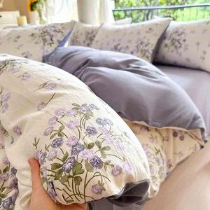 Conjuntos de ropa de cama Estilo floral simple y fresco Juego de 2/3 piezas Funda nórdica transpirable cepillada suave con fundas de almohada (sin sábana)