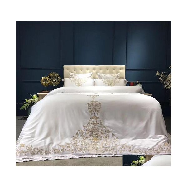 Juegos de ropa de cama Gold Sier White Silk Set Queen King Size Bed Bordado oriental Edredón Er Bedsheets Linens Drop Delivery Home Garden Te Dhiaj