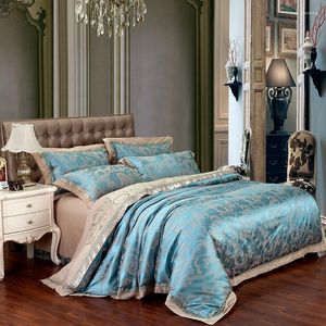 Ensembles de literie Vert Jacquard Cotto Satin Ensemble brodé Couette soyeuse / Housse de couette Drap de lit Taies d'oreiller 4pcs Literie Textile à la maison