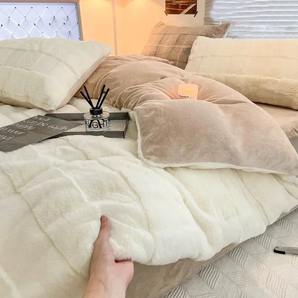 Juegos de ropa de cama Juego de funda nórdica cálida de piel de conejo Rex sintética de gama alta con sábanas, edredón y fundas de almohada, calidez gruesa 231027