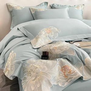 Ensembles de literie Haut de gamme Broderie Florale Vert Rouge Set Luxe Coton égyptien Solide Housse de couette Plat ou drap-housse Taies d'oreiller