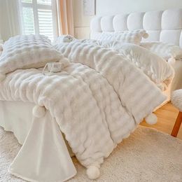 Conjuntos de ropa de cama de gama alta de piel sintética toscana cálido otoño invierno conjunto blanco espesado calidez doble funda nórdica conjuntos de edredón acogedor 231204