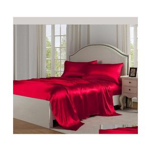 Ensembles de literie Accueil Drap de lit en soie de glace Taie d'oreiller en tissu de satin Taie d'oreiller en soie d'imitation Lits quatre pièces Simple Mticolor Trois tailles XG0166 Drop D Otfie