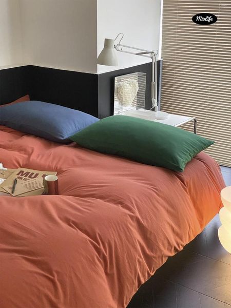 Conjuntos de ropa de cama Ins Corea Estilo Mezcla y telas de algodón suave Funda nórdica Juego francés amigable para la piel Edredón de color sólido