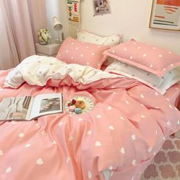 Conjuntos de cama Ins Princesa Rosa Coração Duveta Capa Home Têxtil Fronha Cama Folha Crianças Meninas Capas Set King Queen Twin Bonito Kawaii 231211