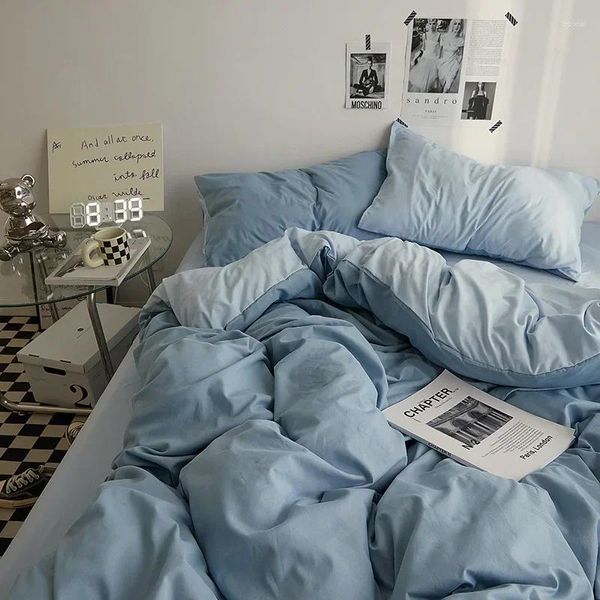 Conjuntos de ropa de cama Ins Style Soft Set Sólido Azul Funda nórdica Sábana plana con fundas de almohada Twin Tamaño completo Boy Girls Kit de lino