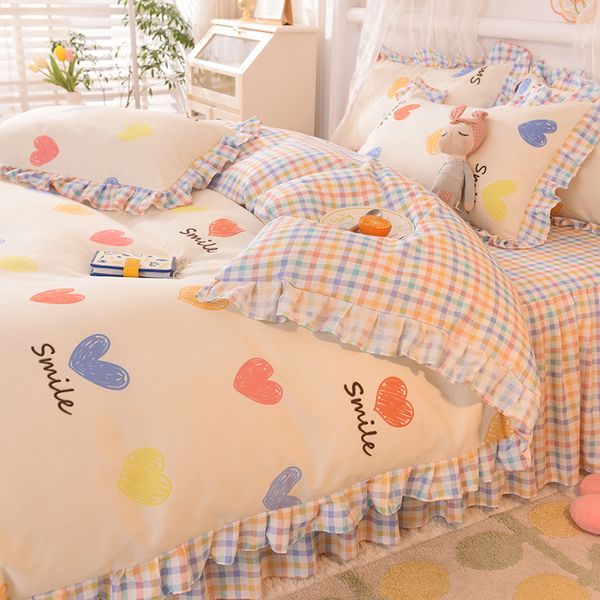 Juegos de ropa de cama Ins Sweet Heart Juego de cama Cute Girls Lace Princess Sábana Falda Falda de cama con volantes Full Queen King Size Juego de 4 piezas para mujeres 230308