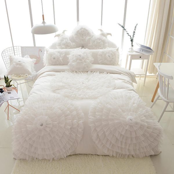 Conjuntos de cama Coreano Lace Flor Princesa Casamento Branco Duveta Capa Colchas Cama Saia Fronhas Algodão Home Têxtil Conjunto Luxo 221205