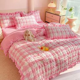 Sets de ropa de cama Princesa coreana Pink Seersucker Kawaii Cubierta de edificio nórdico sábanas de cama de color sólido para niñas Adultas Cernera de algodón lavado