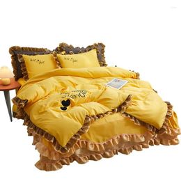 Ensembles de literie en dentelle de lit floral jupe quatre pièces couvre-lit de lit matelas pur coton pur couette chambre simple