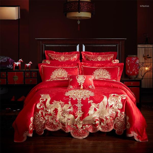 Juegos de cama Bordado de lujo Boda 4/6/9 piezas Juego de ropa de cama de satén Jacquard Ropa de cama roja Funda nórdica Colcha