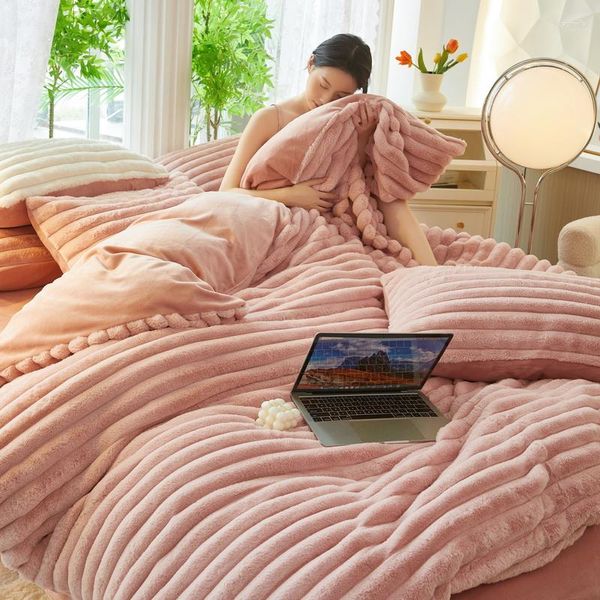 Ensembles de literie Luxe Fausse Fourrure Velours Polaire Ensemble Imitation Moelleux Doux Housse de Couette Couette Couverture Drap de Lit Taies d'oreiller