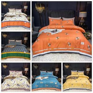 Ensembles de literie Luxury Horse Couchet Cover Colorful Fashion Set Satin Cotton Fabric Home Textiles avec taise d'oreiller Drop