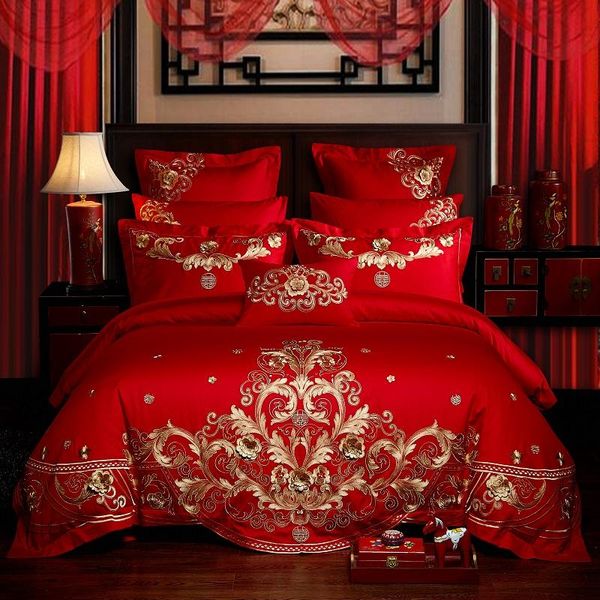 Conjuntos de ropa de cama Estilo de boda rojo de lujo Bordado real dorado 60S Sábana egipcia/Cubierta de lino Colcha Juego de edredón Fundas de almohada de algodón
