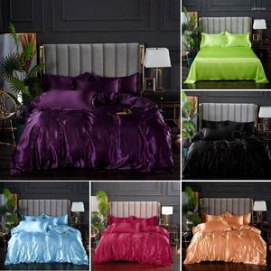 Ensembles de literie Ensemble de luxe Ensemble de couette en satin de couleur unie Housse de couette lavée Drap de lit doux et taies d'oreiller Twin Queen King Size