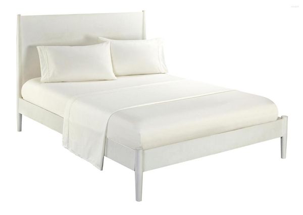 Conjuntos de ropa de cama Microfine Traje de cuatro piezas Color sólido Tamaño grande Conjunto de estilo europeo simple