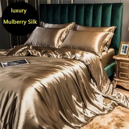 Juegos de cama Juego de sábanas de lujo de seda de morera con edredones de color sólido de alta gama 100% satinado Housse Couette suave y suave cubierta 220901
