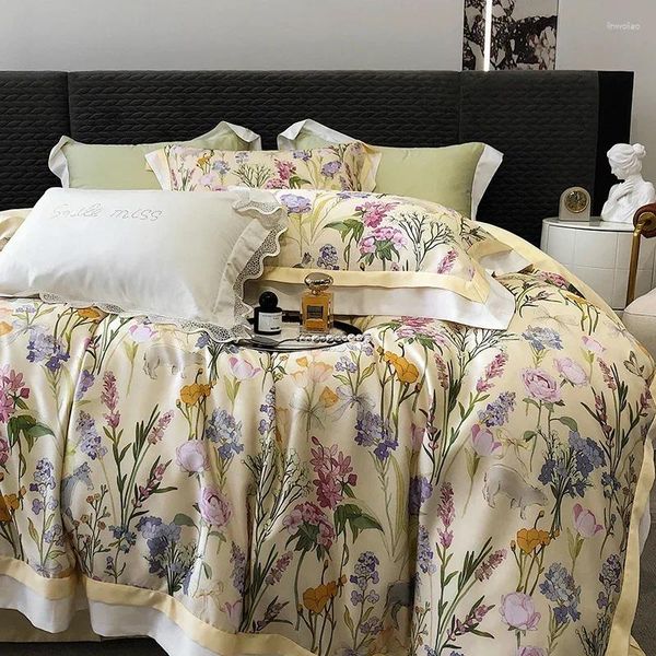 Conjuntos de ropa de cama Fibra de Lyocell natural Suave Sedoso Vintage Americano Impresión digital Conjunto de lujo Flores Funda nórdica Sábana Fundas de almohada