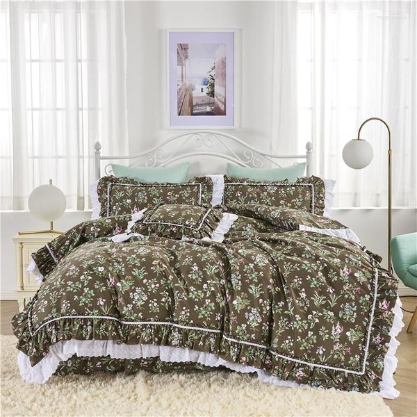 Juegos De Cama Pastoral Princesa Encaje Volantes Floral Bordado Falda Conjunto Algodón Ropa De Cama Almohada Sham Funda nórdica Parure Lit