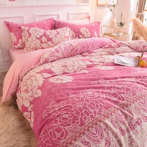 Bettwäsche-Sets Rosa 3/4 teile/satz Winter Set 6D Geschnitzte Kristall Samt Bettbezug Flache Blatt Kissenbezug Warme Waschbare Bett Quilt