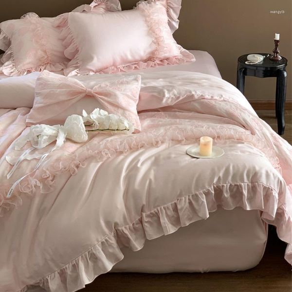 Ensembles de literie rose 600TC Eucalyptus Lyocell doux soyeux ensemble de mariage fleurs broderie volants housse de couette drap de lit taies d'oreiller