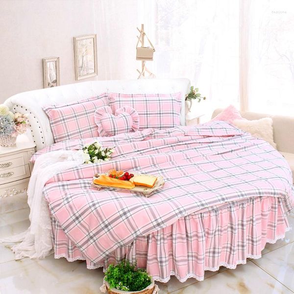 Ensembles de literie Rose à carreaux Robe de lit ronde Luxe King Size Coton Housse de couette Jupe de lit Taie d'oreiller Ensemble Couette