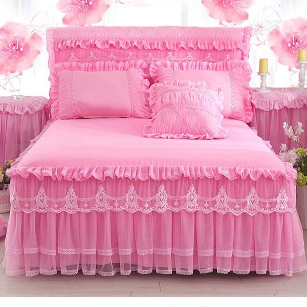 Ensembles de literie rose dentelle à volants princesse jupe de lit taies d'oreiller couleur unie housse de matelas couvre-lits feuille Textile de maison 230626