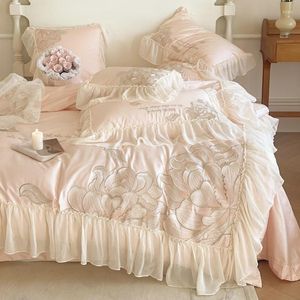 Conjuntos de ropa de cama Pink Luxury Peony Set 1200TC Flores de algodón egipcio Bordado Lace Ruffles Funda nórdica Hoja de cama Fundas de almohada