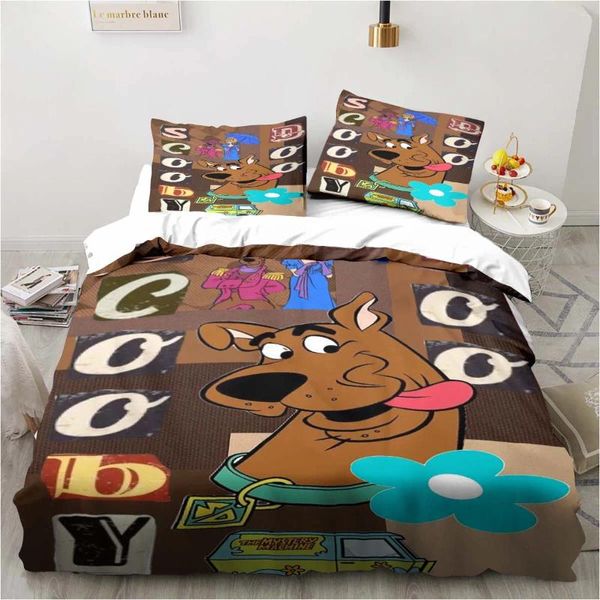 Juegos de ropa de cama Pink s-scooby-doo dibujos animados estampados para perros dormitorio para niños cama para niños de tres piezas cubierta de edredón de talla king y caja de almohada