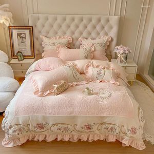 Beddengoed sets romantische Franse vintage gesneden fluwelen kanten ruches bloemen borduurwerk set fleece dekbedoverkap bed blad kussensloop