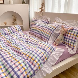 Ensembles de literie Volants Violet Plaid Couleur Double Linge de lit Couette Housse de couette Taie d'oreiller Queen Size Drap Plat Grille pour Fille Garçon Prince 230919