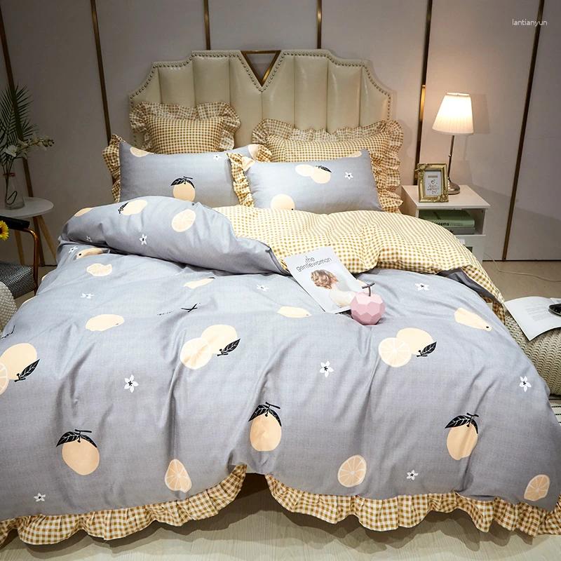 Sängkläder set Set spets blommig säng täckning andningsbara täcken mjuka lakan och örngott för hem söt linne dubbel