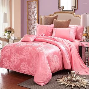 Ensembles de literie ensemble luxe soie Satin Jacquard housse de couette décoration de mariage linge de lit couette feuille couette