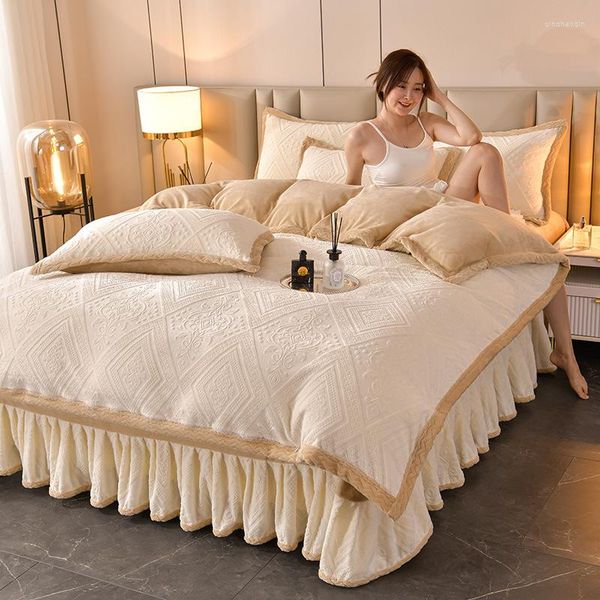 Ensembles de literie Ensemble de luxe hiver chaud velours doux housse de couette drap et taie d'oreiller King Size jupe de couette 4 pièces