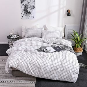 Beddengoed sets Eenvoudig geruite patroon Sanding Set Queen enkele dekbedovertrek en kussenslopen Slaapkamer Twin tweepersoonsbed King Size Quilt Covers 230517