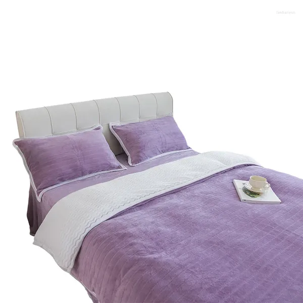 Conjuntos de ropa de cama Estilo simple Fibra de leche Juego de sábanas de edredón de dormitorio de cubierta de colchón cálido engrosado de cuatro piezas