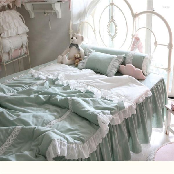 Juegos De Ropa De Cama De Color Sólido Con Volantes Coreanos Princesa Encaje Romántico Bordado Verde Menta Juego De Algodón Puro Ropa De Cama Falda YW