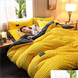 Ensembles de literie Flanelle épaissie 4pcs Ensemble de literie de luxe King Size Couette Ensembles de lit Corail Peluche Couette Er Feuille Chaud Hiver T200326 D Dhug4