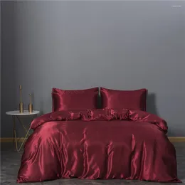 Conjuntos de ropa de cama de tres piezas cubierta de colcha de color puro lujo sedoso