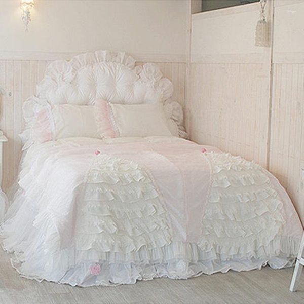 Conjuntos de ropa de cama Top Sweet Princess Set Calidad de lujo Algodón Funda nórdica a juego Hilo de encaje Bedskirt Ruffle Decoración de boda Textil