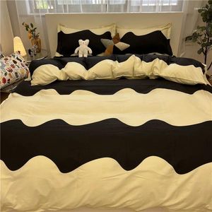 Ensembles de literie Vintage Wave Blanc White Duvet Cover Feuille d'oreiller 3 / 4pcs Litages de lit Simple Flower Adults King