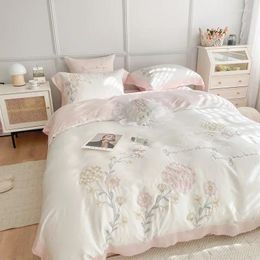 Juntos de ropa de cama Blanco rosa Patchwork Satin Soft 1000TC Algodón egipcio Hidrangea bordado de bordado Cubierta de la cama Bandeo de almohadilla